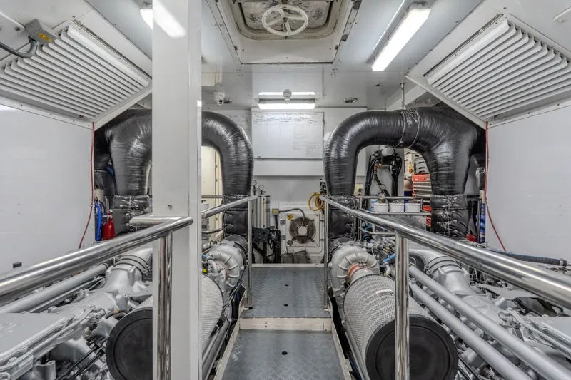 Slide: The Image of Sunseeker 105 Yacht 2004 - 7844521