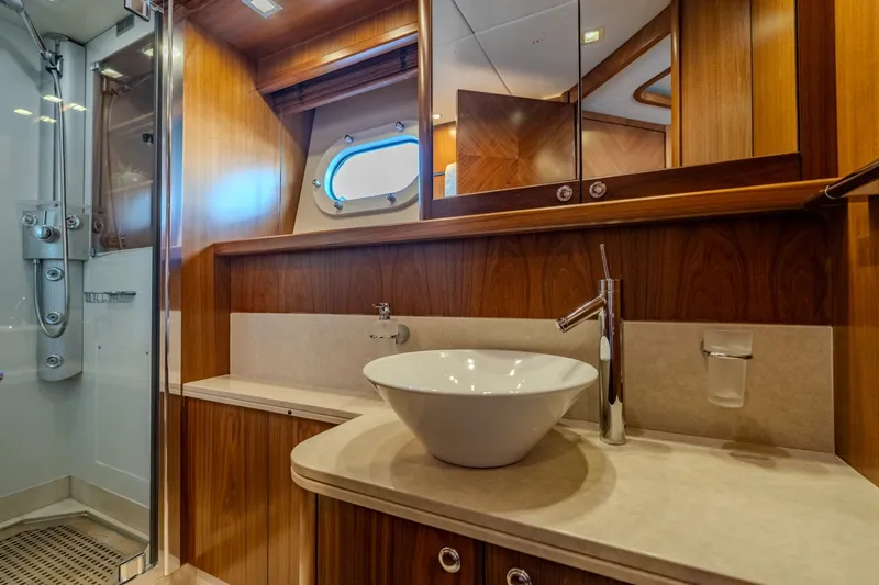 Slide: The Image of Sunseeker 105 Yacht 2004 - 7844510