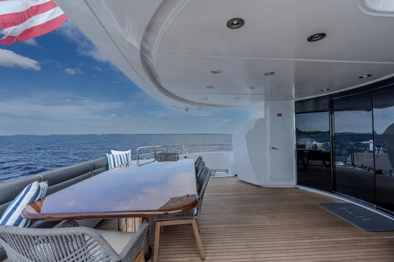 Slide: The Image of Sunseeker 105 Yacht 2004 - 7844464