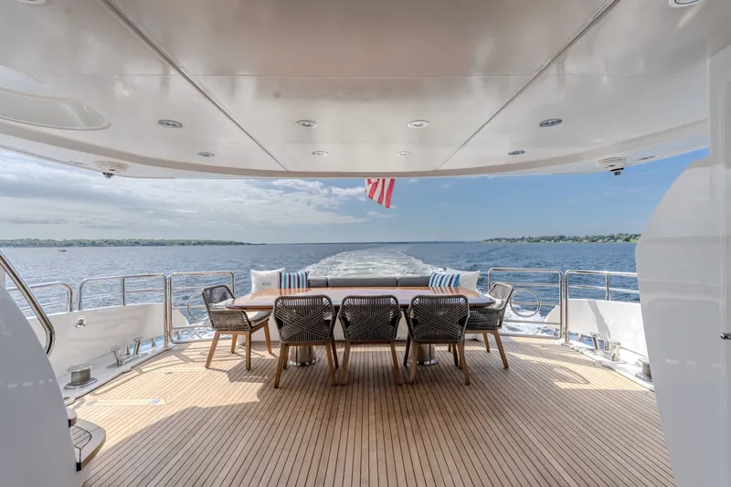 Slide: The Image of Sunseeker 105 Yacht 2004 - 7844462