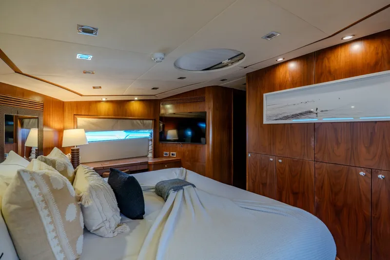Slide: The Image of Sunseeker 105 Yacht 2004 - 7844491