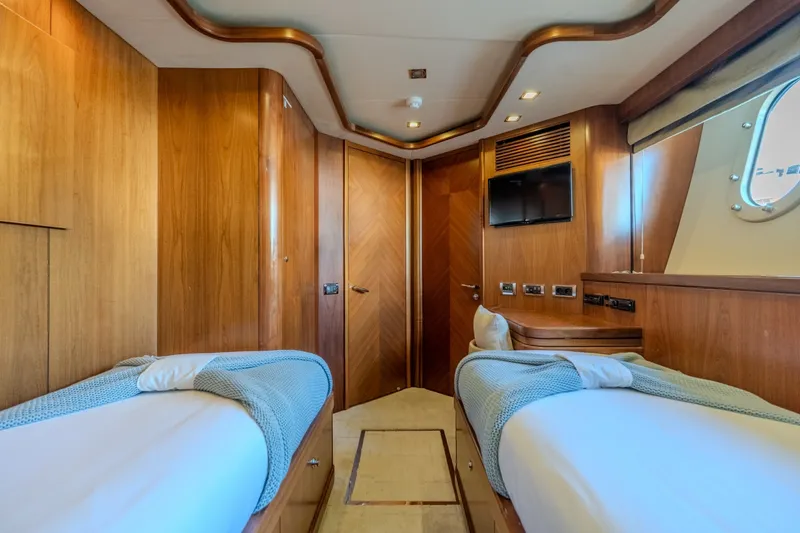 Slide: The Image of Sunseeker 105 Yacht 2004 - 7844509