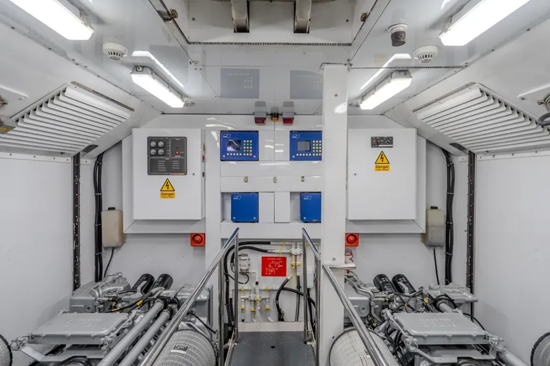 Slide: The Image of Sunseeker 105 Yacht 2004 - 7844523