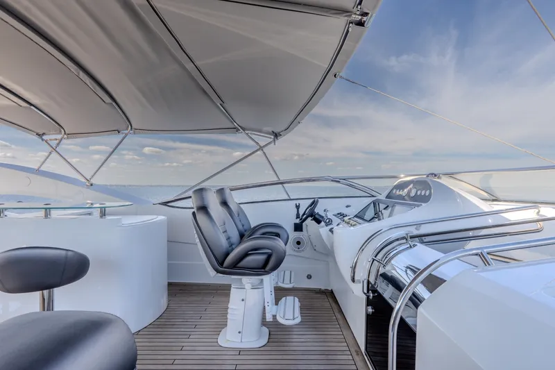 Slide: The Image of Sunseeker 105 Yacht 2004 - 7844452