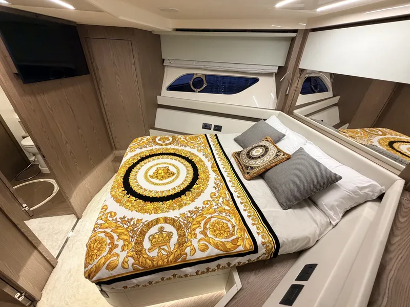 Slide: The Image of Ferretti 550 Fly 2020 - 7928061
