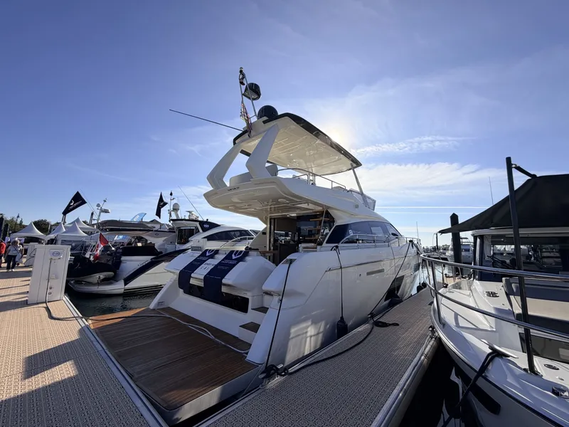 Slide: The Image of Ferretti 550 Fly 2020 - 7928076
