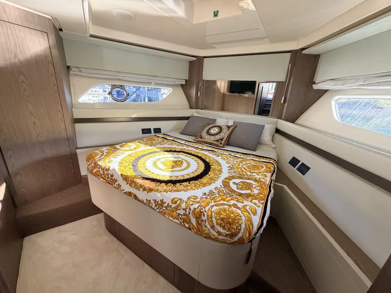 Slide: The Image of Ferretti 550 Fly 2020 - 7928058