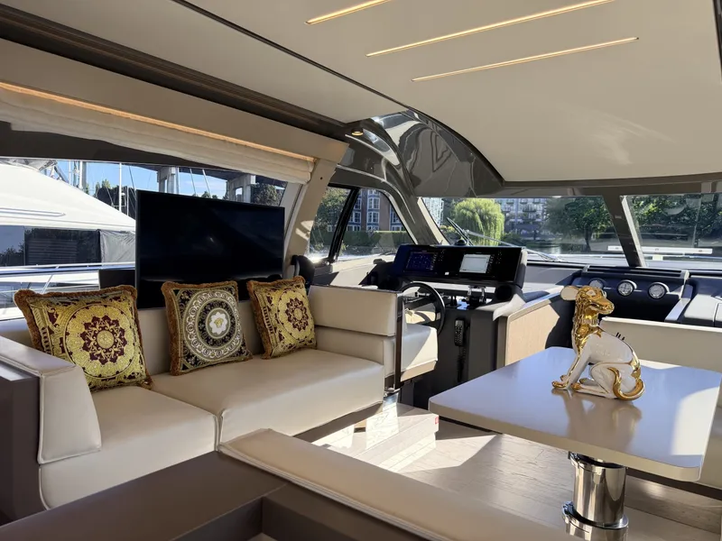 Slide: The Image of Ferretti 550 Fly 2020 - 7928038