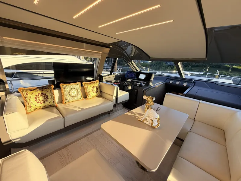 Slide: The Image of Ferretti 550 Fly 2020 - 7928046