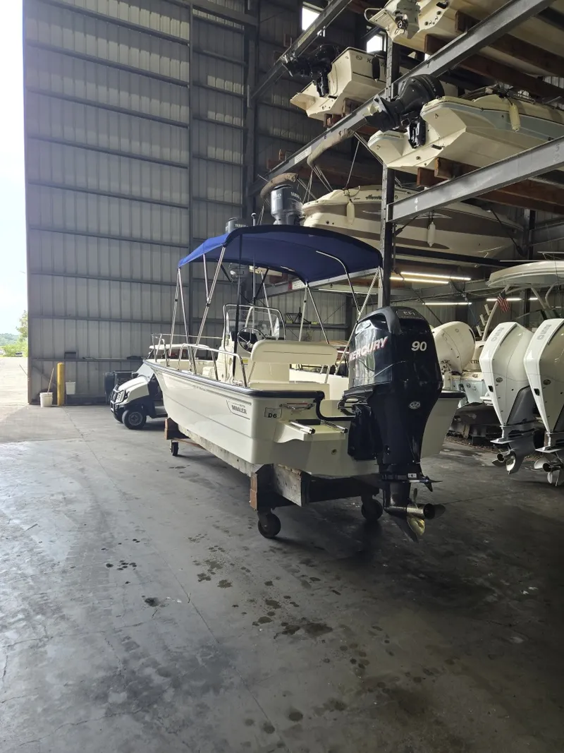 Slide: The Image of Boston Whaler 170 Montauk 2010 - 7844726