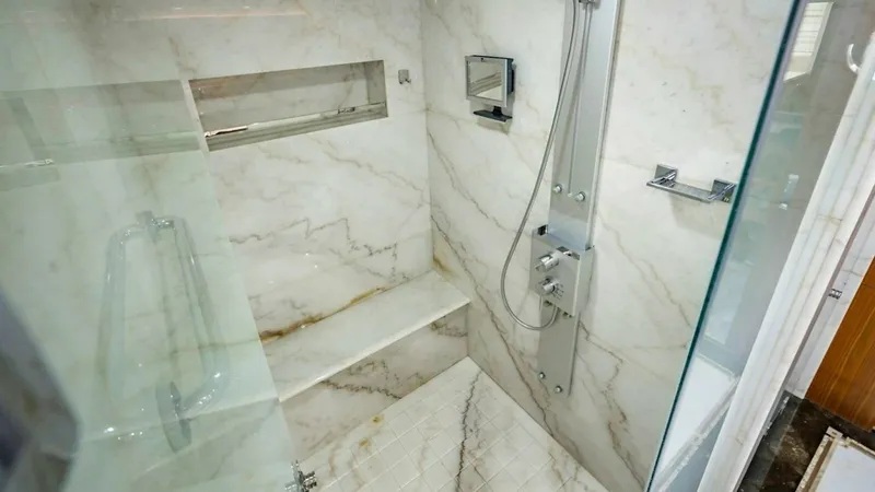 Slide: The Image of En-Suite Master Head - Main Deck Forward - 7848913
