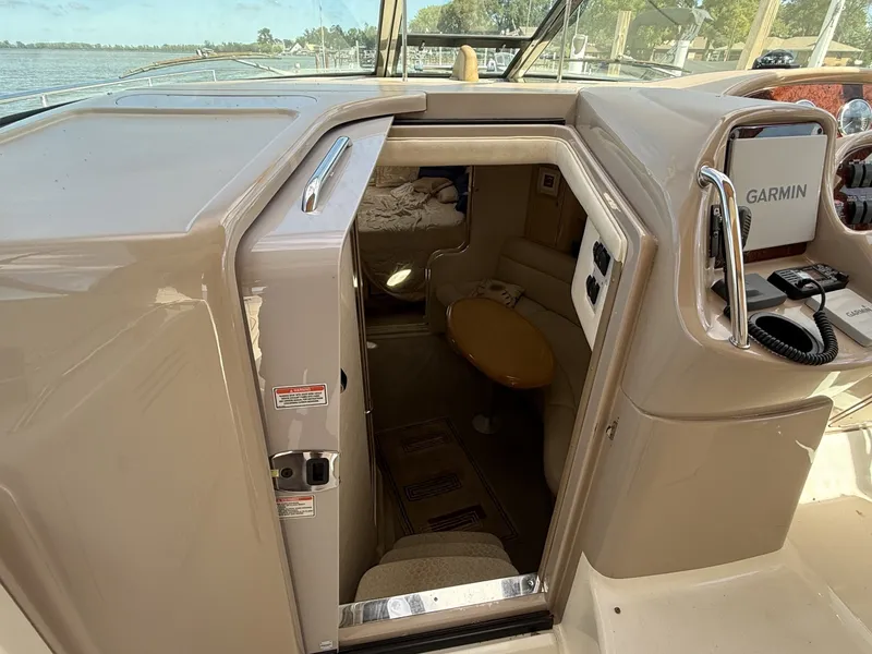 Slide: The Image of Sea Ray 360 Sundancer 2003 - 7844968
