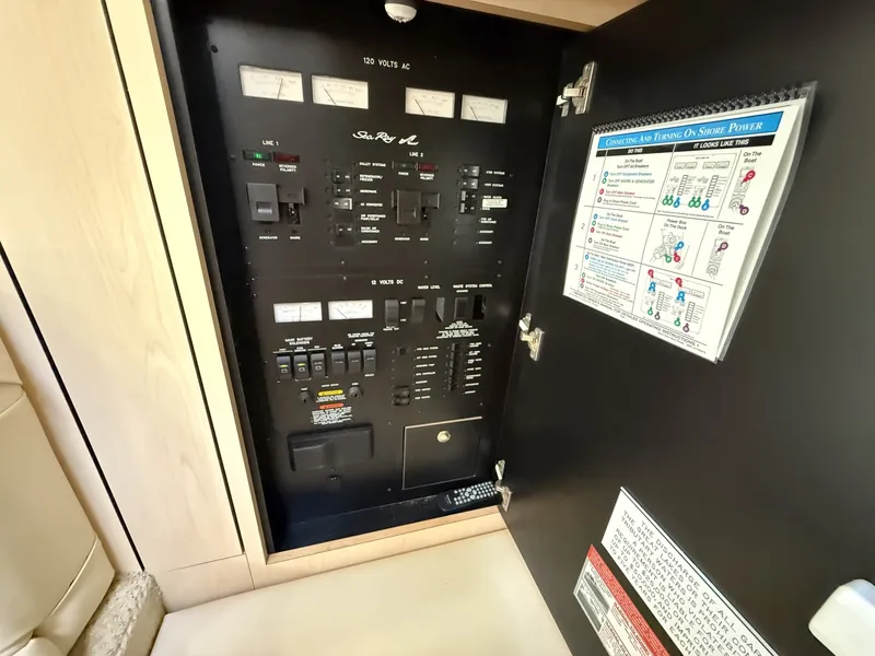 Slide: The Image of Sea Ray 360 Sundancer 2003 - 7844977