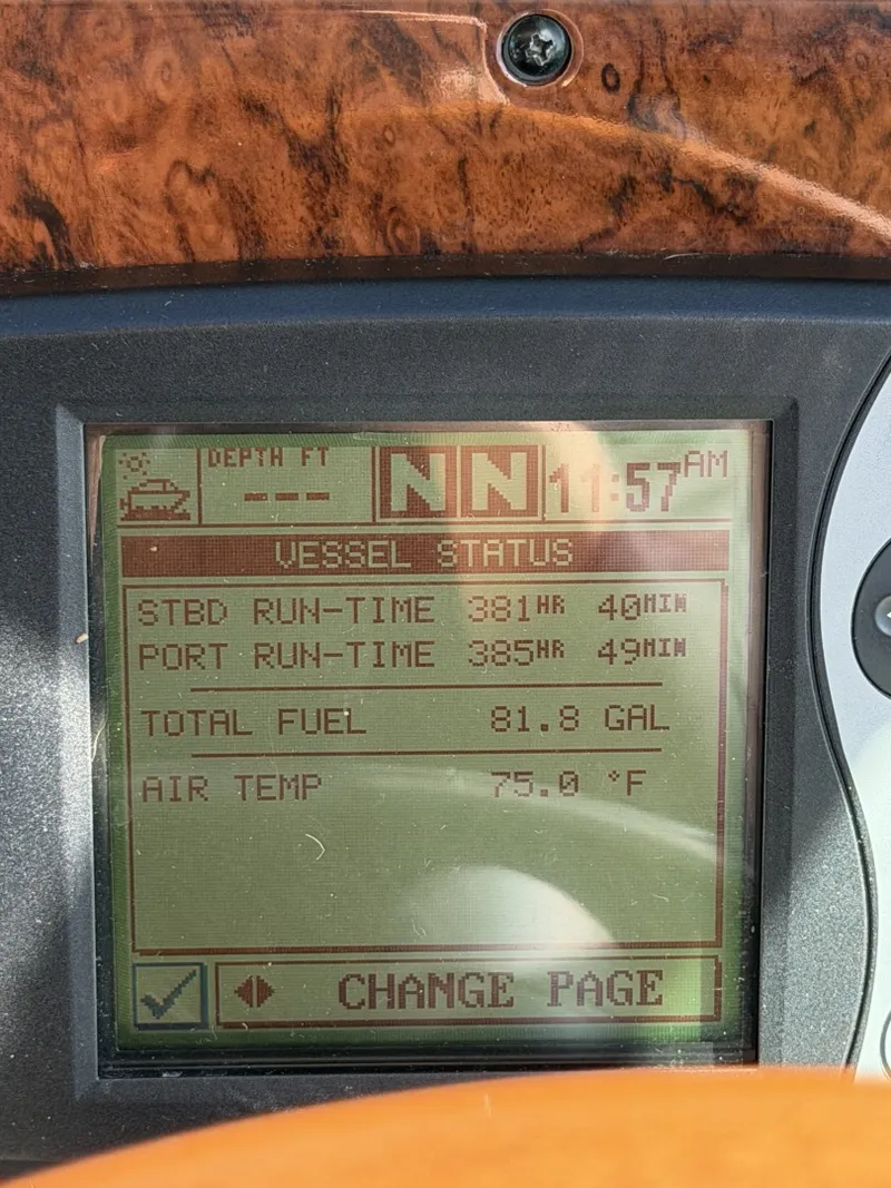 Slide: The Image of Sea Ray 360 Sundancer 2003 - 7929019