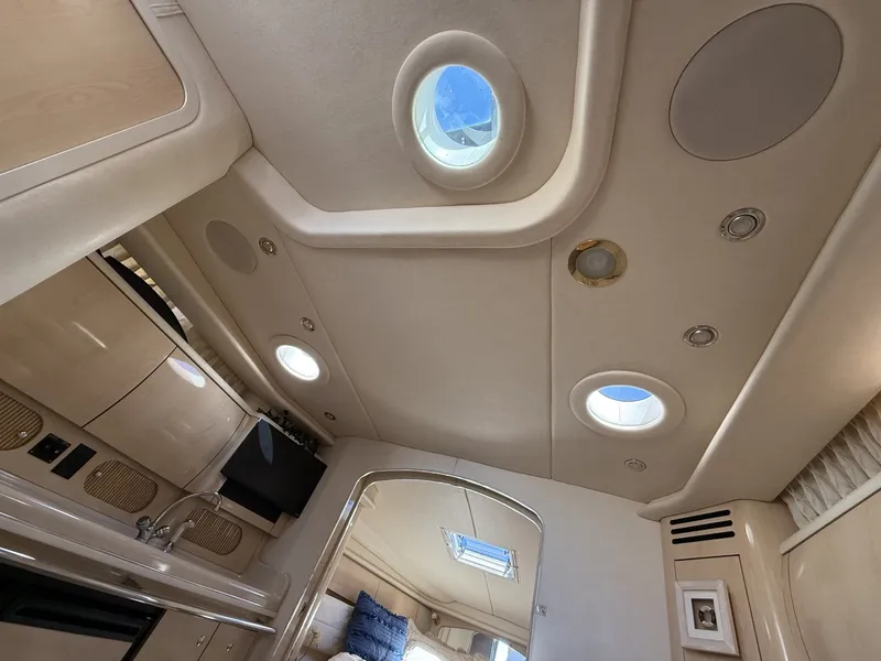 Slide: The Image of Sea Ray 360 Sundancer 2003 - 7844999