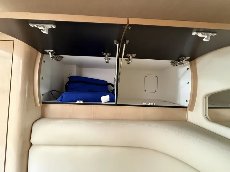 Slide: The Image of Sea Ray 360 Sundancer 2003 - 7844976