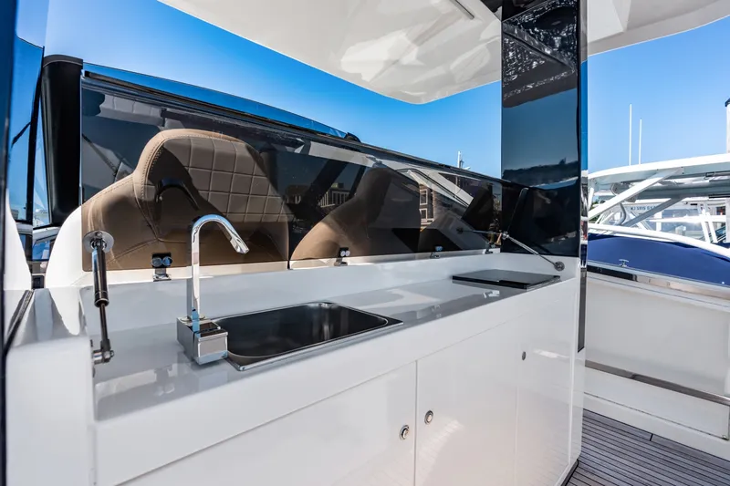 Slide: The Image of Astondoa 377 Coupe Outboard 2023 - 8139418