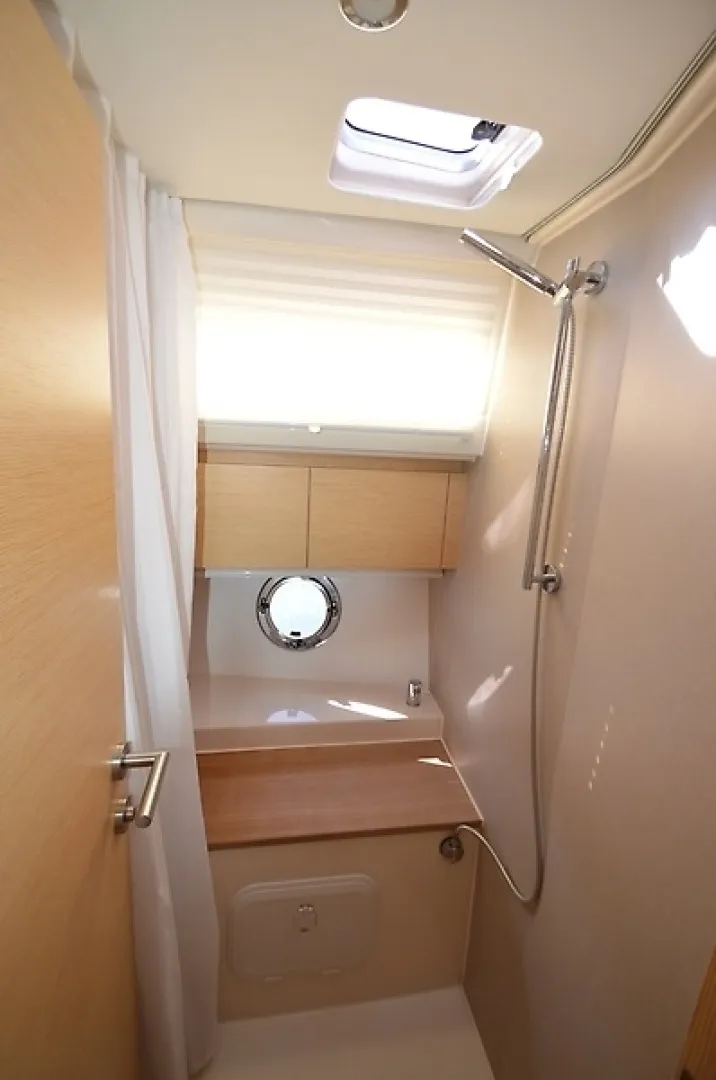 Slide: The Image of 0005938249 - 7848135