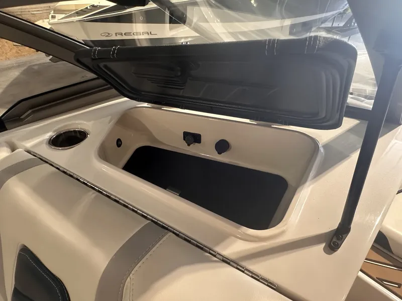 Slide: The Image of Malibu 21 2019 - 7849095