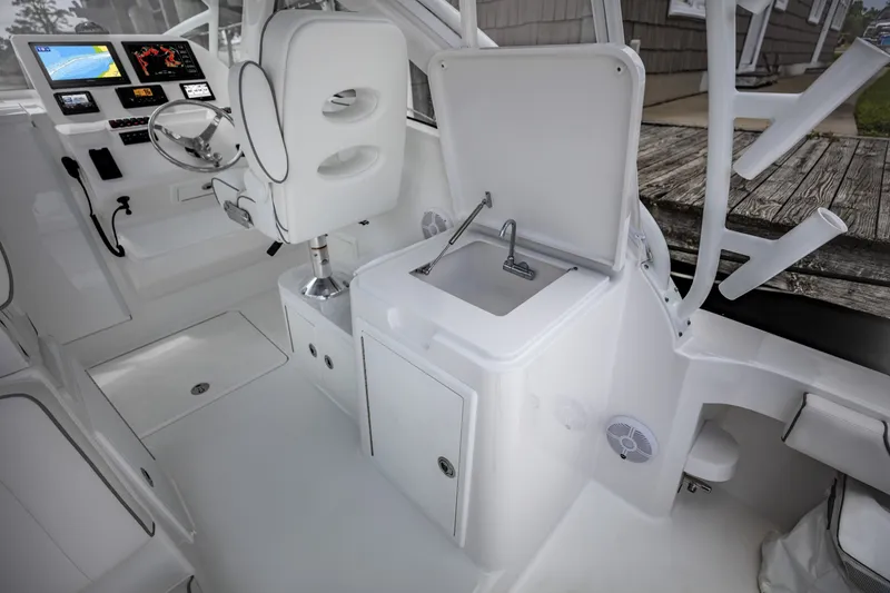 Slide: The Image of Ablemarle 30 Express 2027 - 7848535