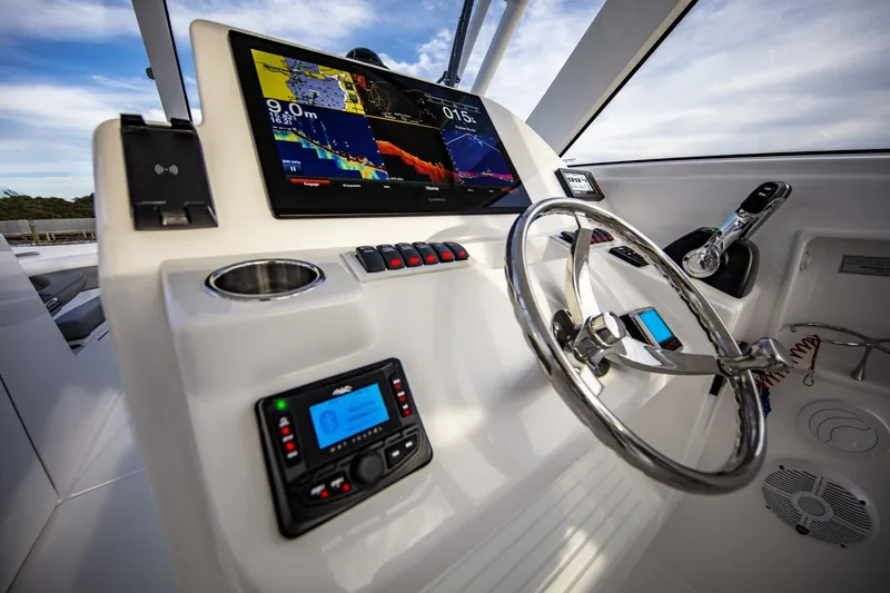Slide: The Image of Ablemarle 31 Dual Console 2027 - 7848586