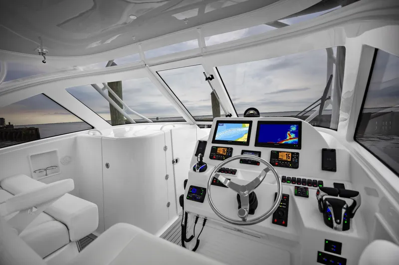 Slide: The Image of Ablemarle 31 Dual Console 2027 - 7848573