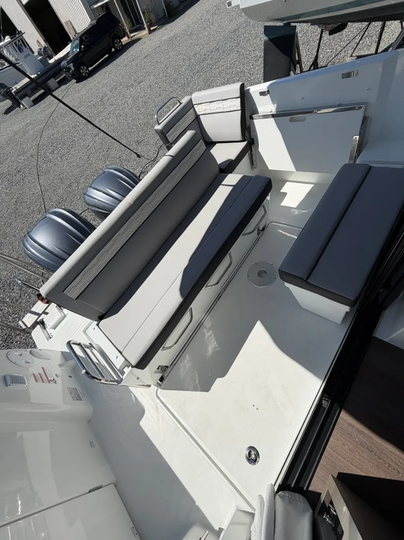 Slide: The Image of Jeanneau NC 895 Series 2 2026 - 7848997