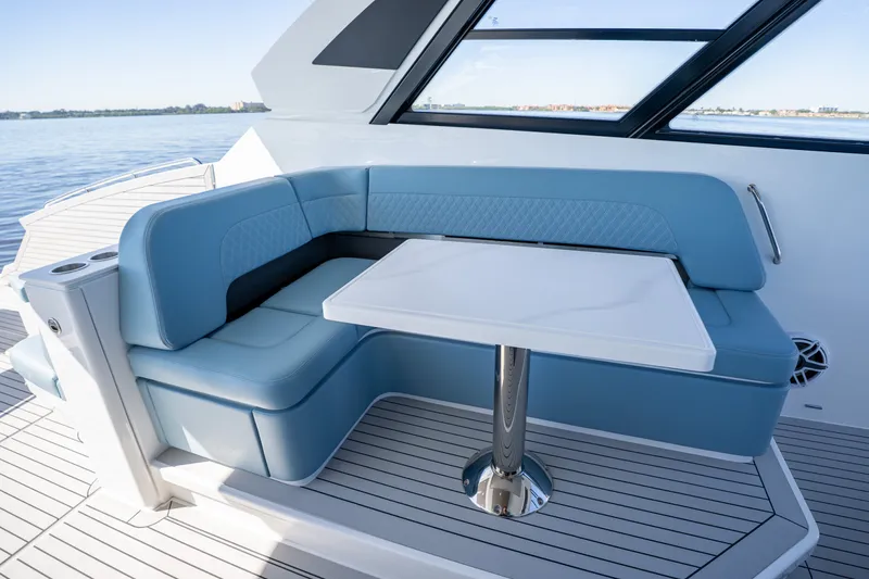 Slide: The Image of Cruisers 50 GLS OB 2027 - 8227598