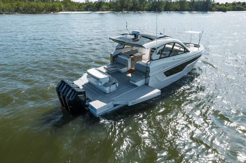 Slide: The Image of Cruisers 50 GLS OB 2027 - 7849401