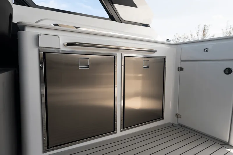 Slide: The Image of Cruisers 50 GLS OB 2027 - 7849478