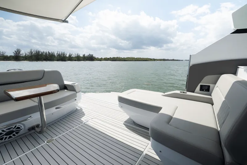 Slide: The Image of Cruisers 50 GLS OB 2027 - 7849460