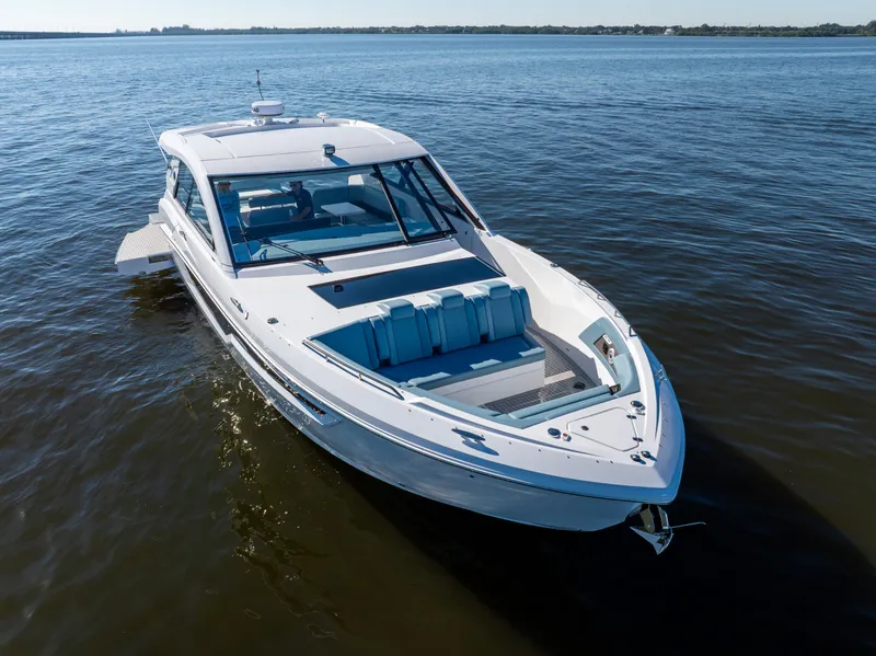 Slide: The Image of Cruisers 50 GLS OB 2027 - 8227583