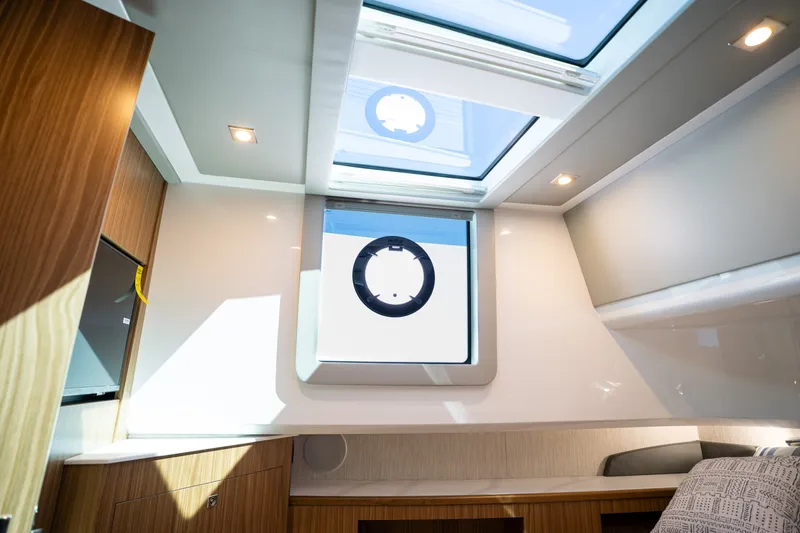 Slide: The Image of Cruisers 50 GLS OB 2027 - 8227626