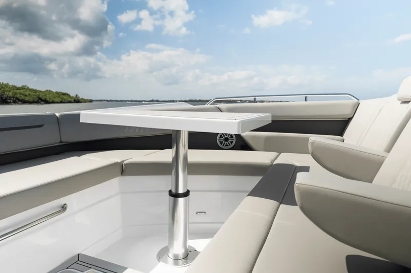 Slide: The Image of Cruisers 50 GLS OB 2027 - 7849466