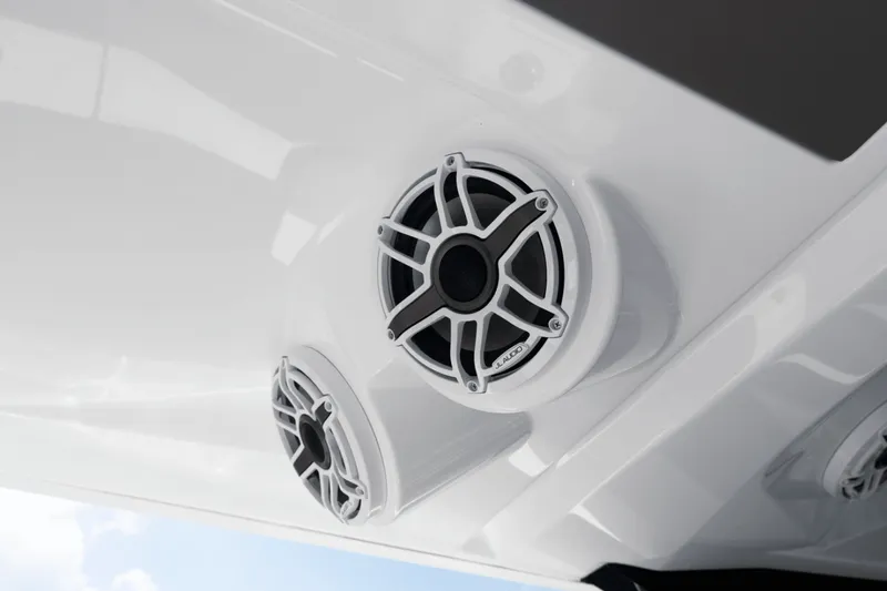 Slide: The Image of Cruisers 50 GLS OB 2027 - 7849465