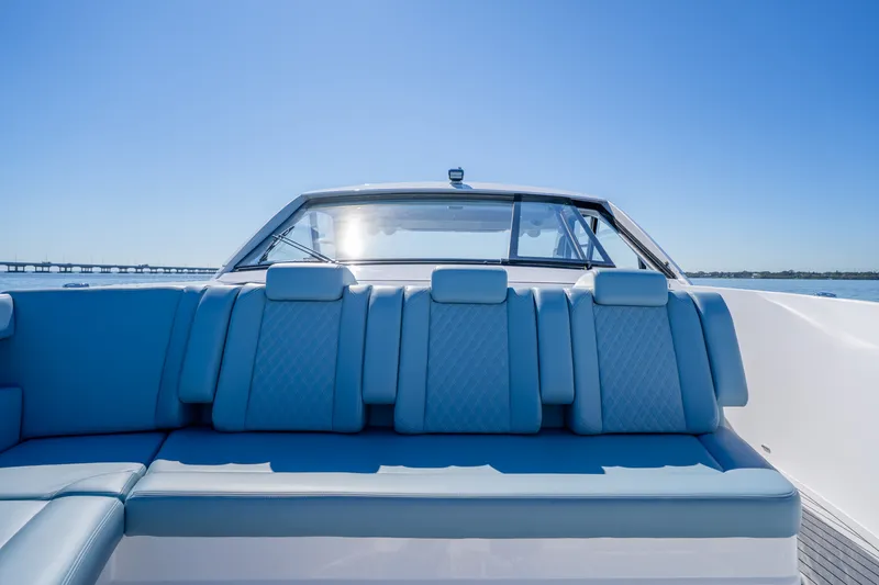 Slide: The Image of Cruisers 50 GLS OB 2027 - 8227611