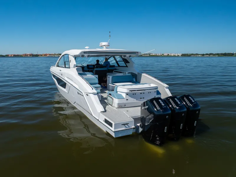 Slide: The Image of Cruisers 50 GLS OB 2027 - 8227641