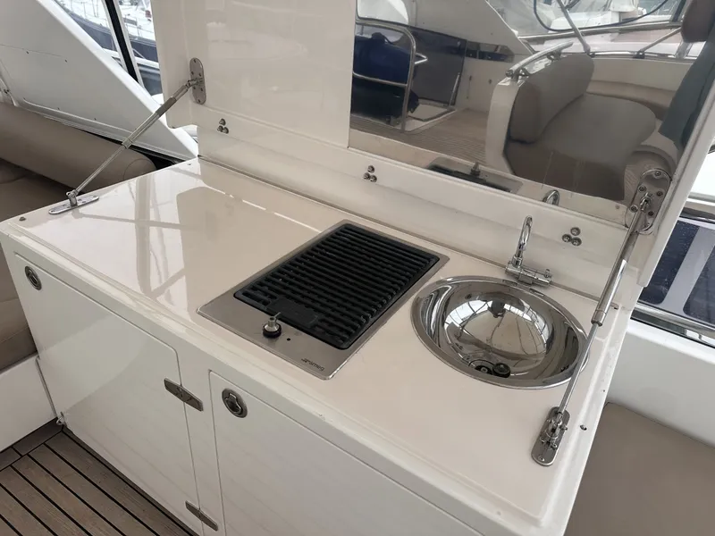 Slide: The Image of Horizon E62 Motor Yacht 2003 - 8124215