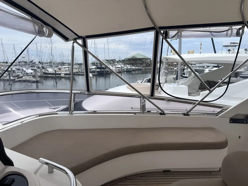 Slide: The Image of Horizon E62 Motor Yacht 2003 - 8124212