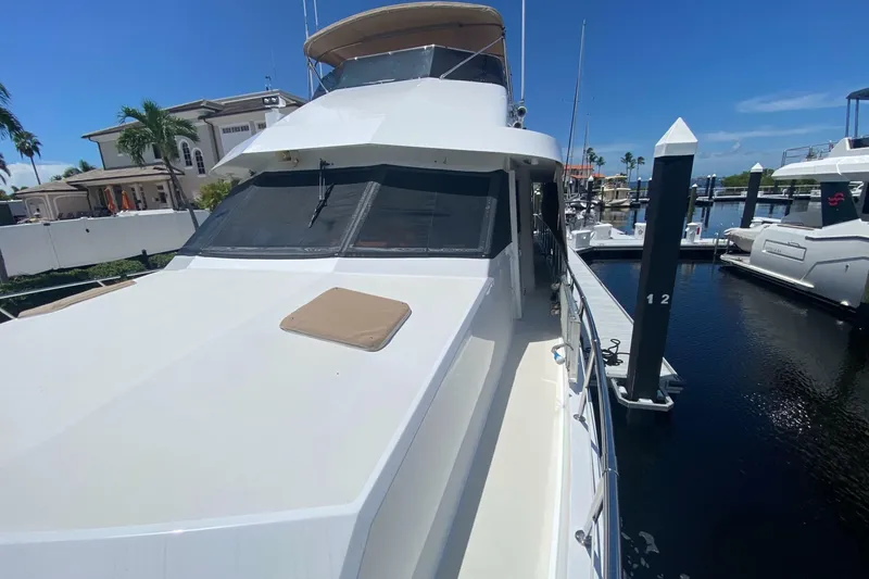 Slide: The Image of Hatteras 70 Cockpit Motor Yacht 1991 - 7853903