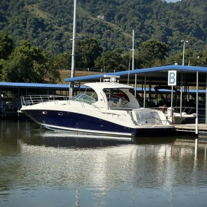 Slide: The Image of Sea Ray 390 Sundancer 2005 - 7854338