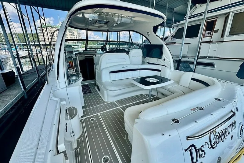 Slide: The Image of Sea Ray 390 Sundancer 2005 - 7854401