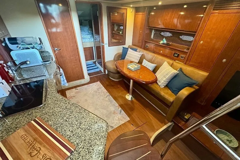 Slide: The Image of Sea Ray 390 Sundancer 2005 - 7854351