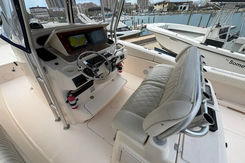 Slide: The Image of Grady-White Bimini 306 2004 - 7854396