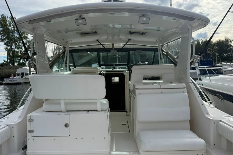 Slide: The Image of Tiara 3500 Open 2003 - 7854406