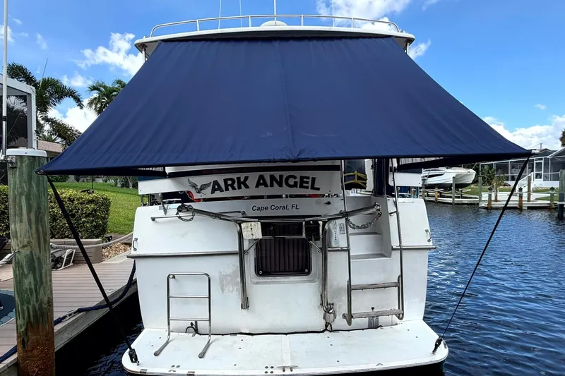 Slide: The Image of Heritage East 36 Sundeck Trawler 1998 - 7854472