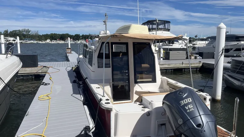 Slide: The Image of Ranger Tug R27 2022 - 7903089