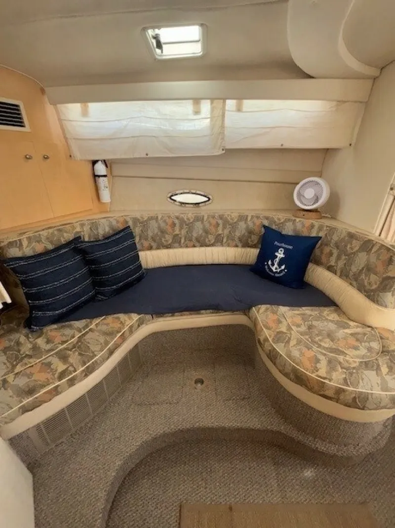 Slide: The Image of Bayliner 3055 Ciera 2000 - 7919096