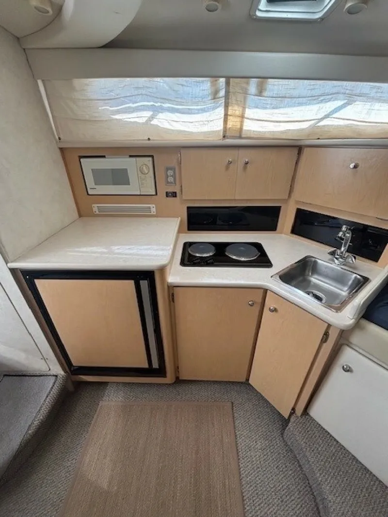 Slide: The Image of Bayliner 3055 Ciera 2000 - 7919087