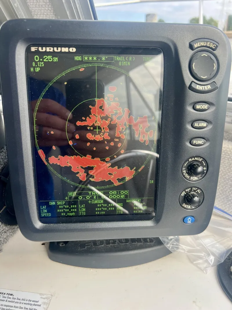 Slide: The Image of Osprey Pilothouse 26 Fisherman / Canyon Runner 2001 - 7919036